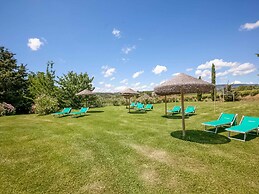 Tuscan Farmhouse in Montescudaio near Sea