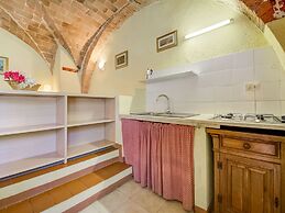 Tuscan Farmhouse in Montescudaio near Sea