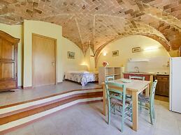 Tuscan Farmhouse in Montescudaio near Sea