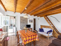 Holiday Home in San Siro Near Lake