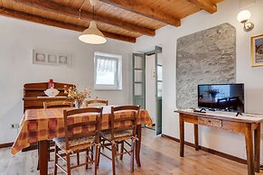 Holiday Home in San Siro Near Lake