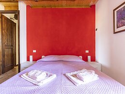 Holiday Home in San Siro Near Lake