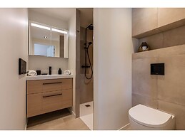 Attractive Holiday Home, Sunny Garden, Near the Beach