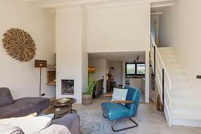 Attractive Holiday Home, Sunny Garden, Near the Beach