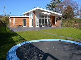 Large Holiday Home in Noordwijk