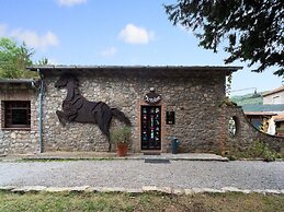 Holiday Home in Ficulle With Pool Access