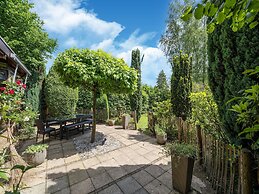 Pleasing Chalet in Stegeren near Forest