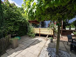 Pleasing Chalet in Stegeren near Forest