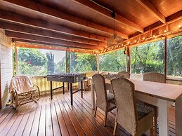 Pleasing Chalet in Stegeren near Forest