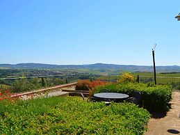 Belvilla by OYO Nando