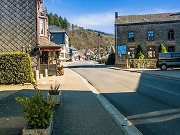 Rustic Holiday Home in Vresse-sur-Semois near Center