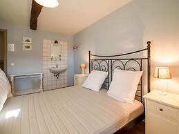 Rustic Holiday Home in Vresse-sur-Semois near Center