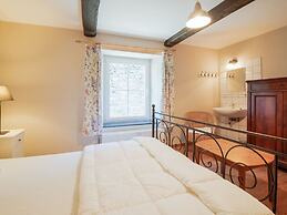 Rustic Holiday Home in Vresse-sur-Semois near Center