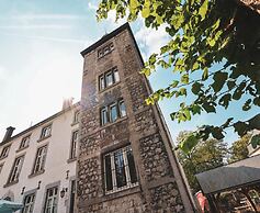 Tower Apartment in a 16th-century Castle