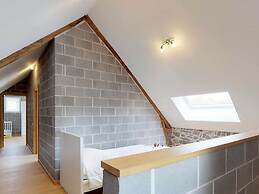 Holiday Home in Achet With Garden