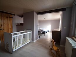 Wonderful Holiday Home in Gouvy with Hot Tub