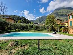 Holiday Home With Garden by the sea