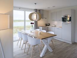 Modern Villa, 2 Bathrooms, Near the Veerse Meer