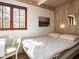 6 Person Holiday Home in Thyholm