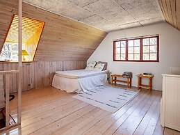 6 Person Holiday Home in Thyholm