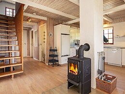 6 Person Holiday Home in Thyholm