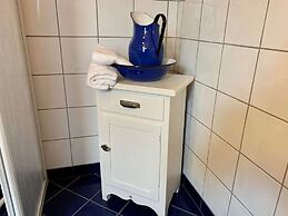 8 Person Holiday Home in Urangsvag