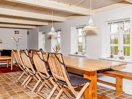 Cozy Coastal Cottage at Jegindo-by Traum