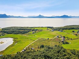 8 Person Holiday Home in Sandsøy