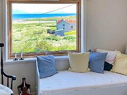 8 Person Holiday Home in Sandsøy