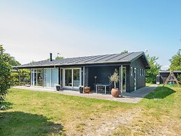 8 Person Holiday Home in Glesborg