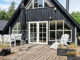 5 Person Holiday Home in Hals