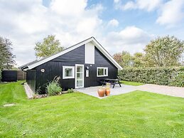 5 Person Holiday Home in Hemmet