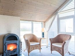 Tranquil Cottage With Spa and Sauna-by Traum
