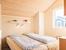 Tranquil Cottage With Spa and Sauna-by Traum