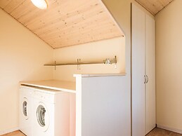 Tranquil Cottage With Spa and Sauna-by Traum