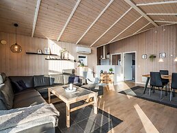 6 Person Holiday Home in Tarm