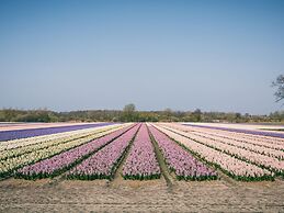 Semi-detached Holiday Home Near the Sea