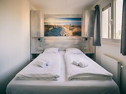 Semi-detached Holiday Home Near the Sea