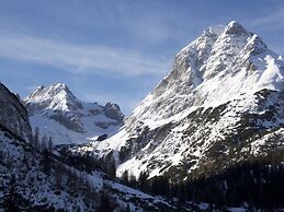 Apartment in Bichlbach With a Shared Sauna