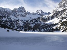Apartment in Bichlbach With a Shared Sauna