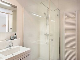 Modern Apartment With a Great View