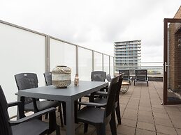 Spacious Apartment in Den Haag near Sea Beach