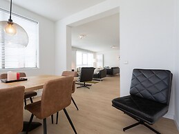 Spacious Apartment in Den Haag near Sea Beach