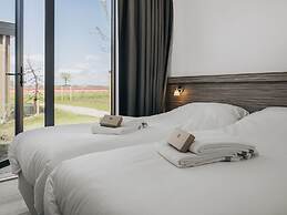 Luxury Lodge With two Bathrooms, on Markermeer
