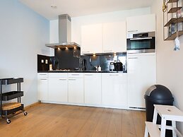 Attractive Apartment in Den Haag with Balcony near Beach