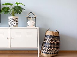 Attractive Apartment in Den Haag with Balcony near Beach