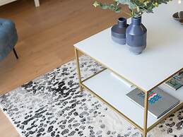 Attractive Apartment in Den Haag with Balcony near Beach