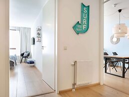 Attractive Apartment in Den Haag with Balcony near Beach