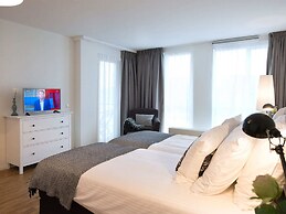 Apartment Overlooking the Scheveningen Harbor