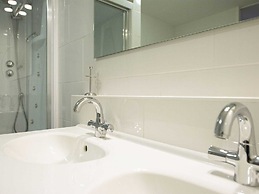 Apartment Overlooking the Scheveningen Harbor